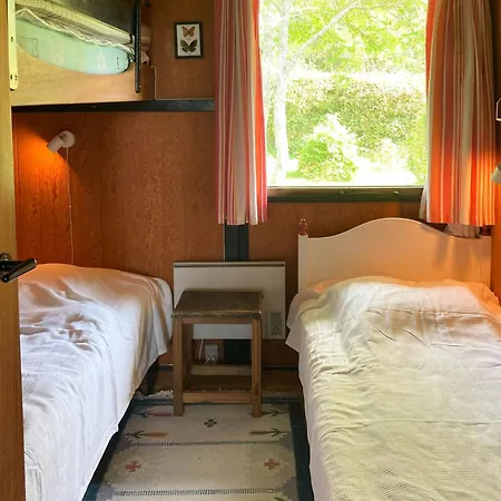 Cozy 70's In With Large Garden